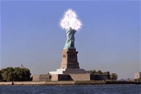 Statue Of Liberty GIF - Find & Share on GIPHY