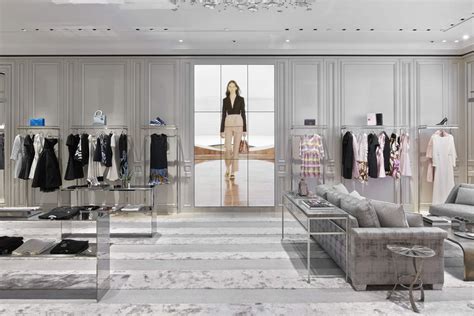 dior store interior design - Google 搜索 Bridal Boutique Interior ...