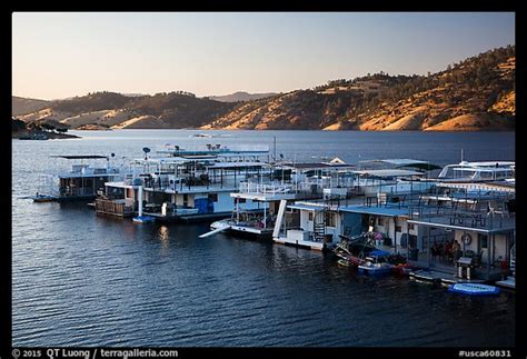 Picture/Photo: Marina, Lake Mcswain. California, USA