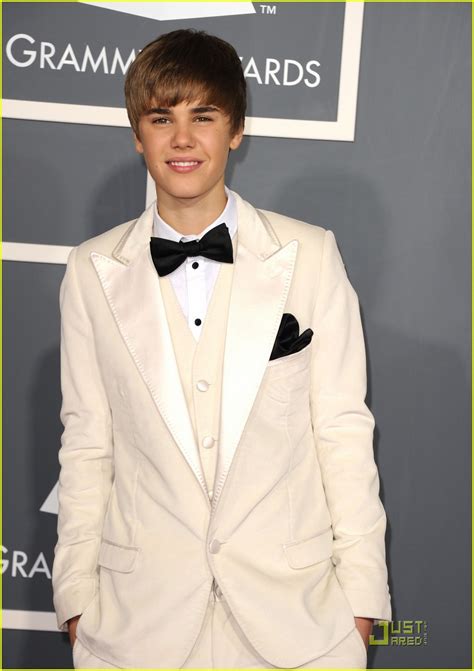 Justin Bieber - Grammys 2011 Red Carpet: Photo 2519335 | 2011 Grammy ...