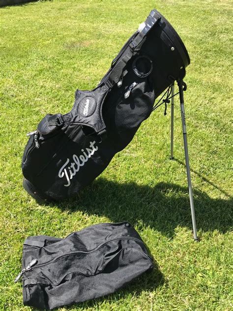 Titleist Ultra Lightweight Golf Stand Carry Bag | in Great Cornard ...