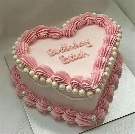 Heart shaped birthday cake | Pink birthday cakes, Heart shaped birthday ...