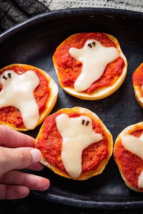 50 Best Halloween Party Food Ideas - Easy Creepy Halloween Snacks