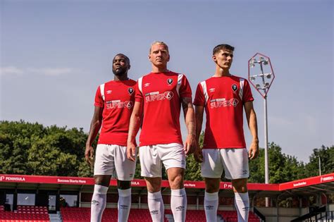 Salford City FC 18-19 Home Kit Released - Footy Headlines