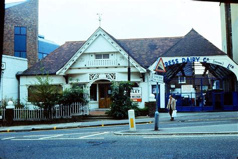 Muswell Hill, North London 1982 | by beareye2010 London Town, Old ...