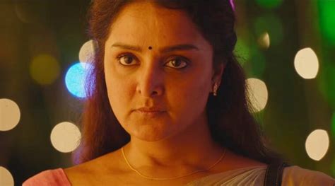 Prathi Poovankozhi trailer: Manju Warrier plays a woman of action ...