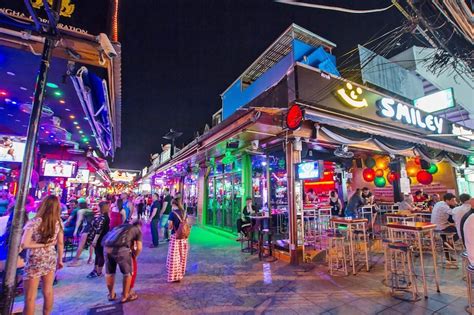 Nightlife in Phuket (province) - Phuket (province) travel guide – Go Guides