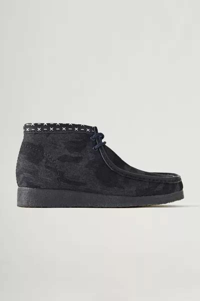 Clarks Wallabee Denim Boot | Urban Outfitters