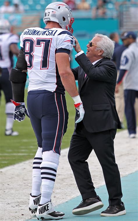 Robert Kraft opens up on Patriots” trying year – Boston Herald