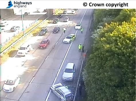 Long delays on M27 after crash | Meridian - ITV News