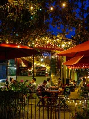 A Guide To New Orleans Nightlife - New Orleans & Company