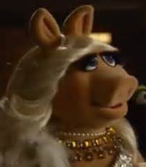 Miss Piggy Voice - Muppets Most Wanted (Movie) | Behind The Voice Actors