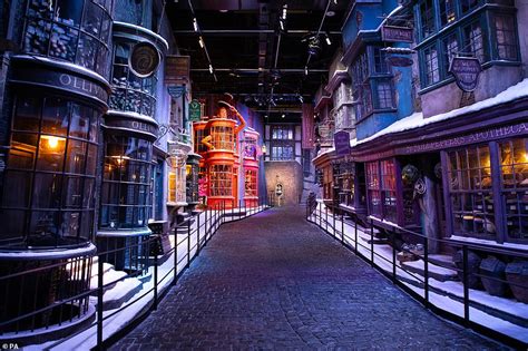 The Harry Potter Diagon Alley film set is covered in snow at Warner ...