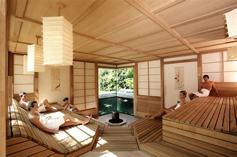 The lovingly designed ‘meditation-sauna’: Expand your body on cedar ...