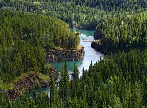 How to See Canada's Yukon Territory by River