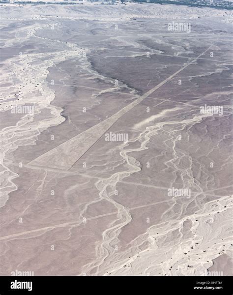 Aerial view of the spectacular Nazca Lines, Peru Stock Photo - Alamy