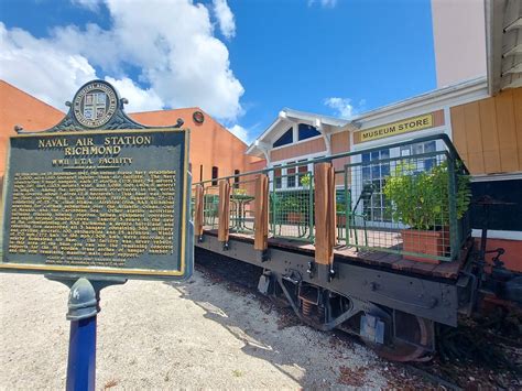 Visiting the Gold Coast Railroad Museum | Modern Cities