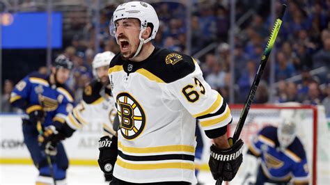 Bruins F Brad Marchand gives his prediction for the playoffs! - HockeyFeed