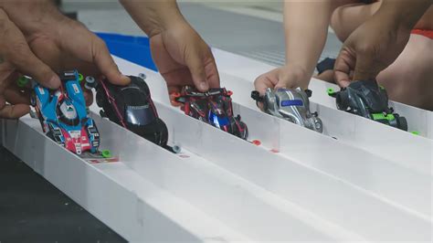 Welcome to Mini 4WD Racing, Where Tiny Cars Go Unbelievably Fast