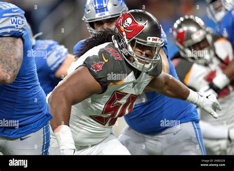 Tampa bay buccaneers defensive tackle vita vea hi-res stock photography ...