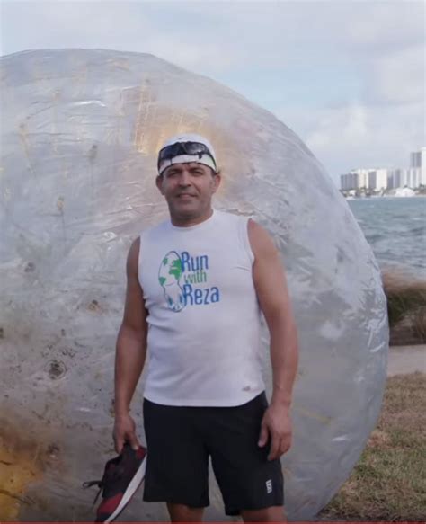 Reza Baluchi, the Florida guy who tried to go Bermuda triangle in his inflated home-made balloon ...