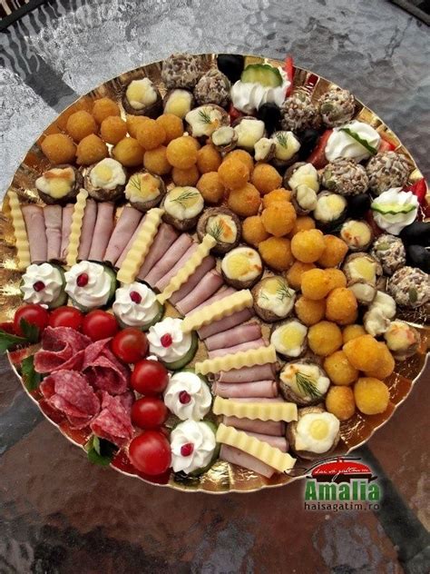 Aperitive reci – idei de platouri aperitive | Party food platters ...