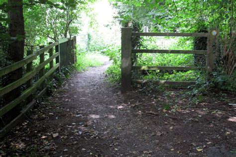 Footpath onto Willesley Wood Side © Philip Jeffrey cc-by-sa/2.0 :: Geograph Britain and Ireland