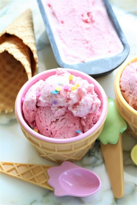 Easy Strawberry Gelato - My Recipe Treasures