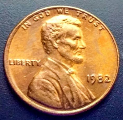 Error 1982 Copper Large Date Lincoln Cent Off Center (3.1 grams) Lite Stk Rev | Coins & Paper ...