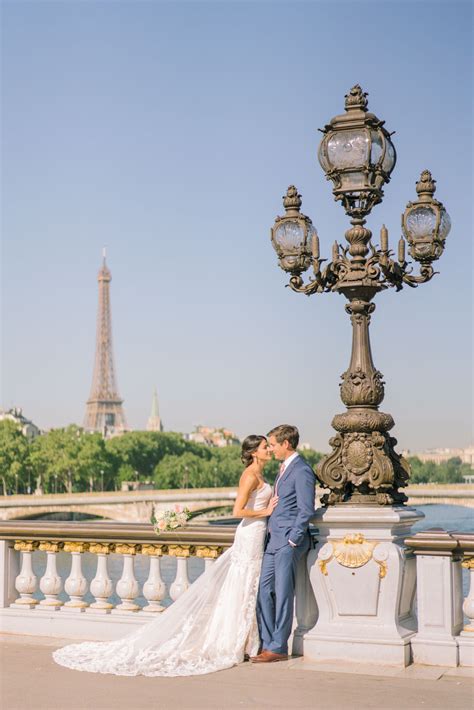 Eiffel Tower wedding in Paris - best locations for Eiffel Tower ...