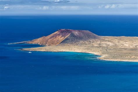 La Graciosa island volcano stock image. Image of graciosa - 89666545