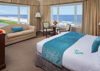 Photo Gallery | Enjoy the spectacular views at The Breakers Hotel