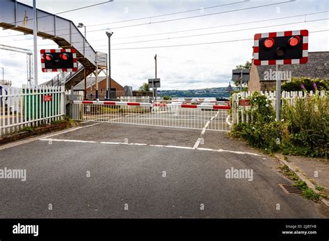 Full barrier down, Public Highway Manually Controlled Barriers (locally ...