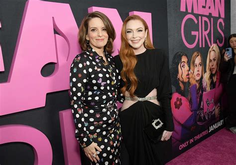 Lindsay Lohan reunites with Tina Fey at 'Mean Girls' premiere