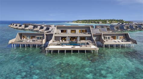 The St. Regis Maldives Vommuli Resort / WOW Architects | ArchDaily