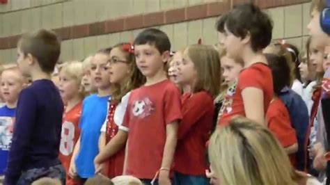 Alexander Elementary School's 2nd grade Veteran's Day song 2014 - YouTube