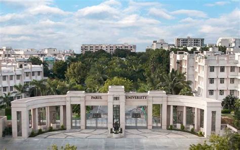 Parul University Receives 4 Out 5 Stars