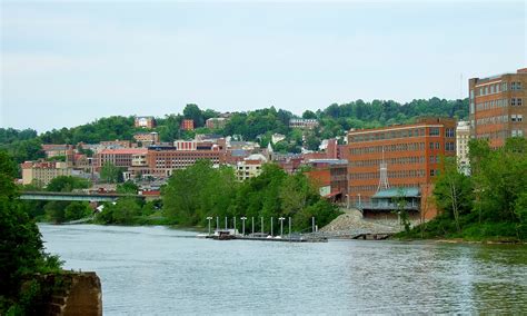 Morgantown, West Virginia - Great College Deals