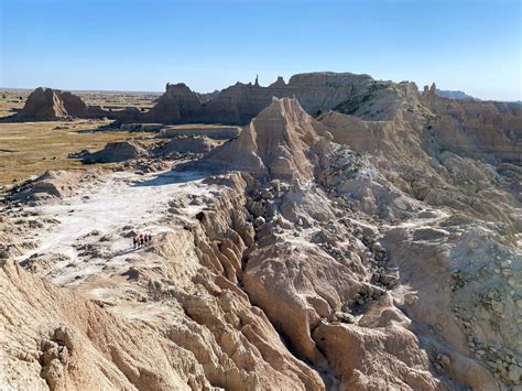 Our Favorite Day Hike in Badlands National Park — Simply Awesome Trips