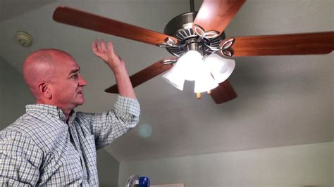 How to fix a Ceiling Fan - YouTube