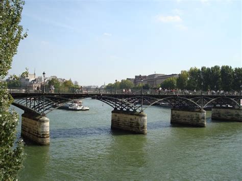 A Paris Favorite: The Pont Des Arts