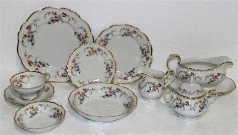 87 Pc. Edelstein Bavaria Maria Theresia China Set