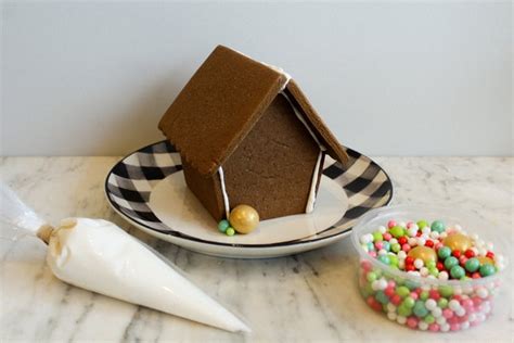 Gingerbread House Kit