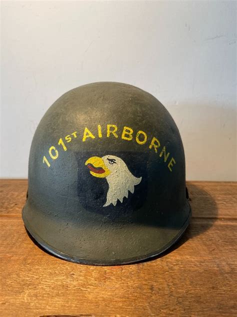 101 airborne - Helmet - Catawiki