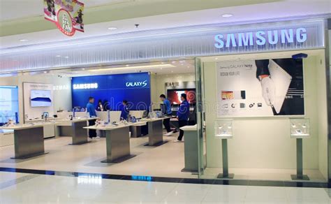 Samsung shop in hong kong editorial stock image. Image of korean - 35755784