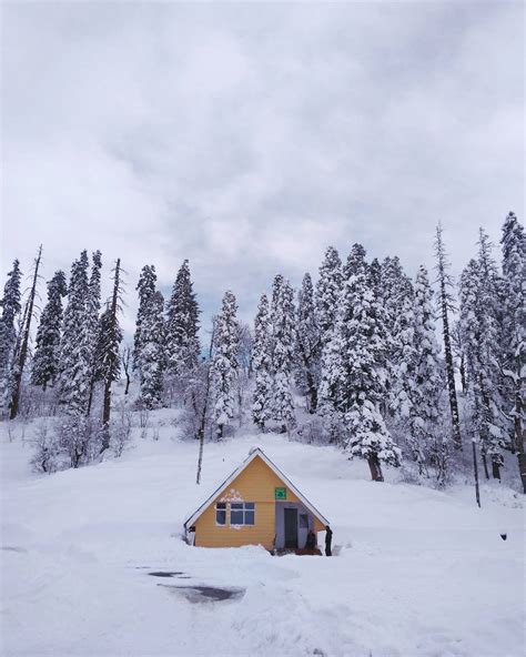 15 Pictures That Will Make You Plan a Trip To Gulmarg This Winter - Gyawun