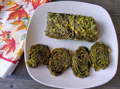 Taro Leaf Rolls (Patharvodo) | Natural Veggie Recipes