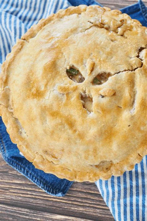 Easy Ham Pot Pie Recipe (Leftover ham) • The Fresh Cooky