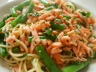Salmon pasta | Lightly smoked salmon, fresh green beans and … | Flickr