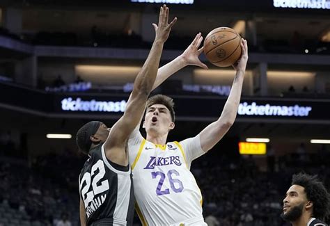 Colin Castleton Summer League stats: How has rookie fared for Lakers so far?